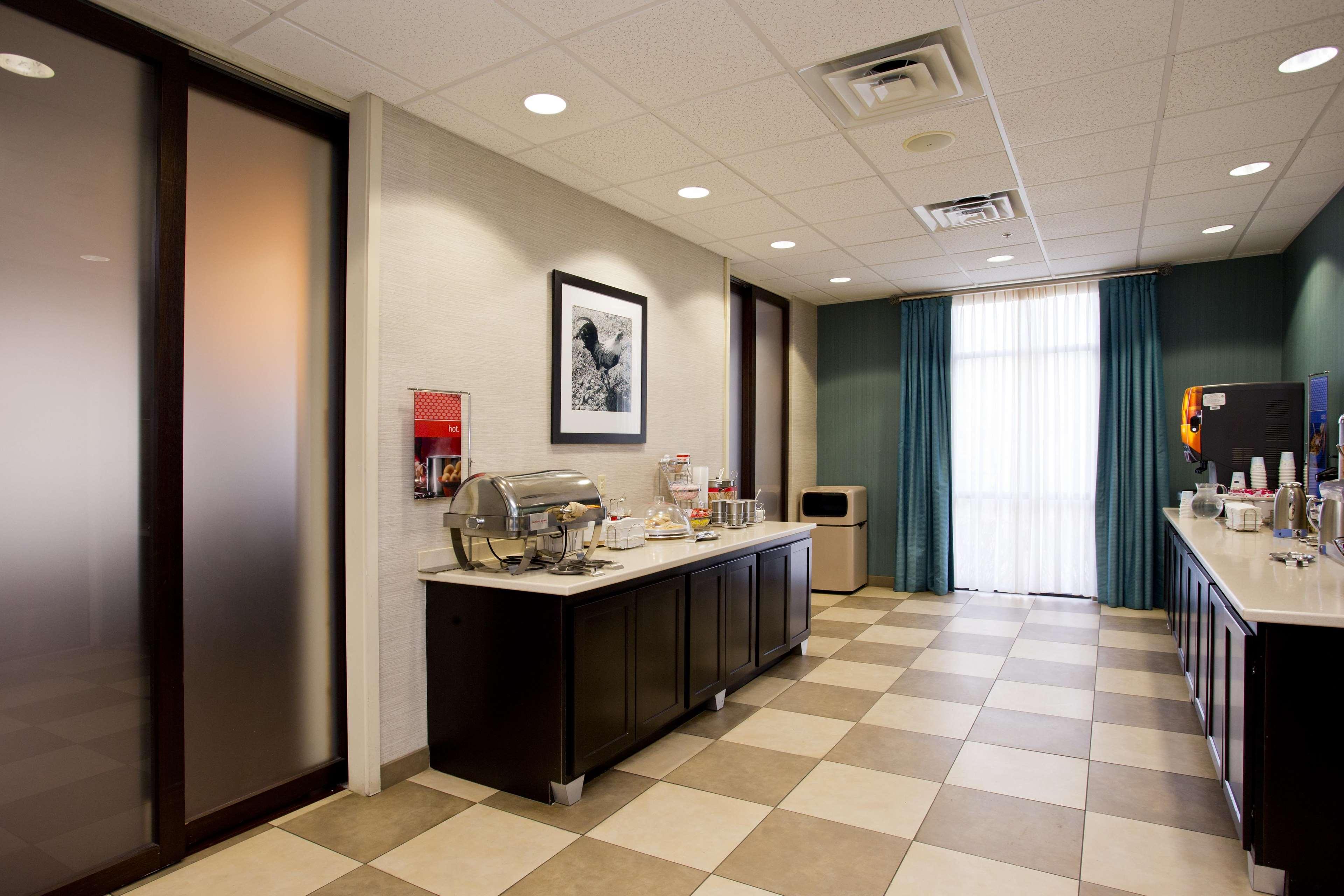 Hampton Inn Front Royal Exteriör bild